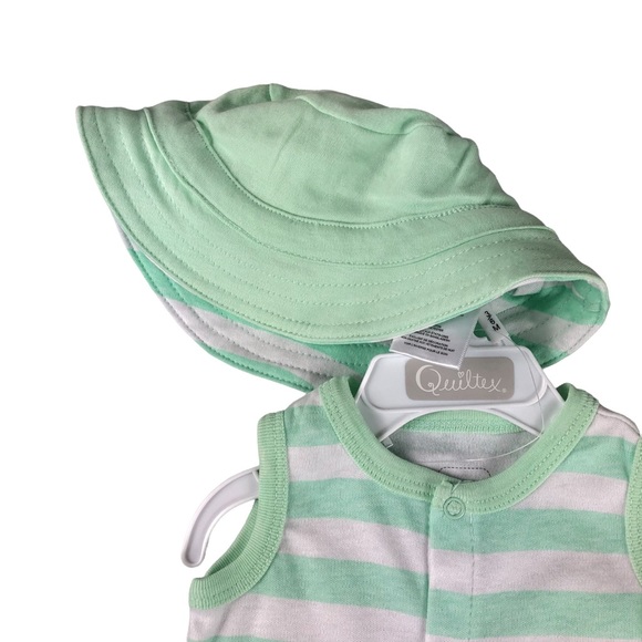 NWT QUILTEX Boys Chill Dudes Alligator Crocodile Romper With Hat - Picture 3 of 4